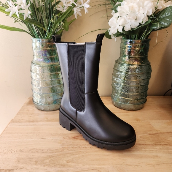 Chunky heel boots - Picture 2 of 4